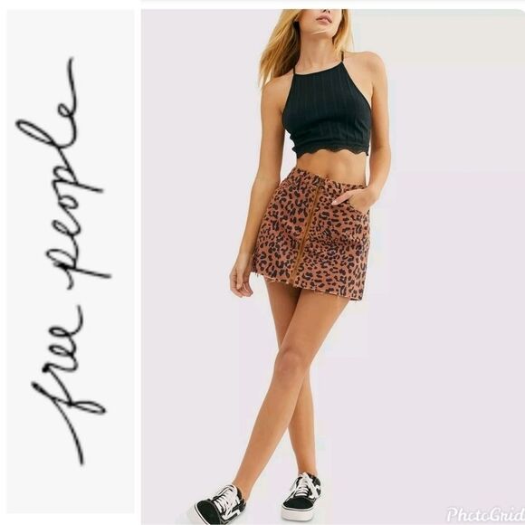 FREE PEOPLE Animal Print Mini Skirt size 25 - Picture 3 of 12